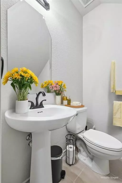 Prosper, TX 75078,870 White River Drive