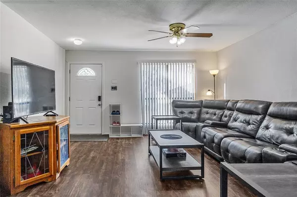 Carrollton, TX 75007,3112 Mayfair Drive