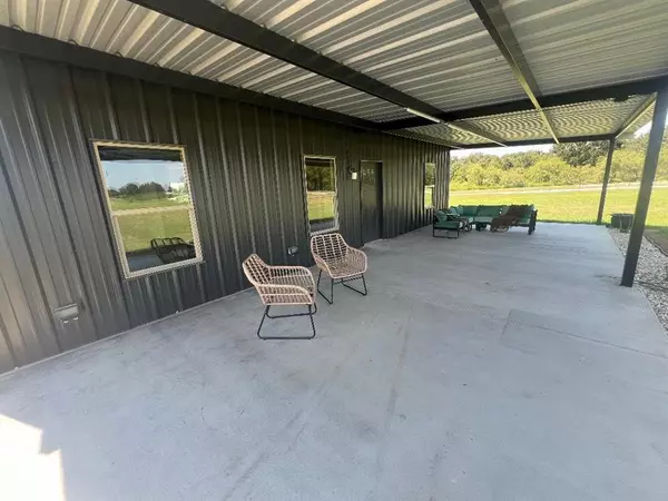 Aquilla, TX 76622,495 FM-933