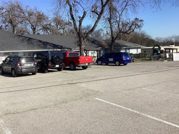 Dallas, TX 75216,1123 E Ledbetter Drive