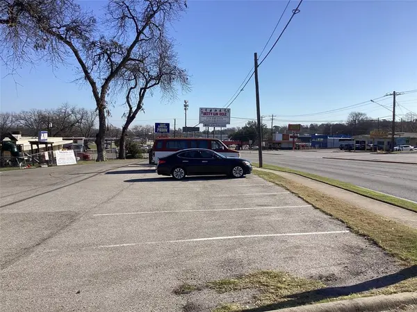 Dallas, TX 75216,1123 E Ledbetter Drive