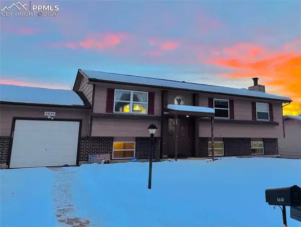 Colorado Springs, CO 80911,4935 Manzana DR