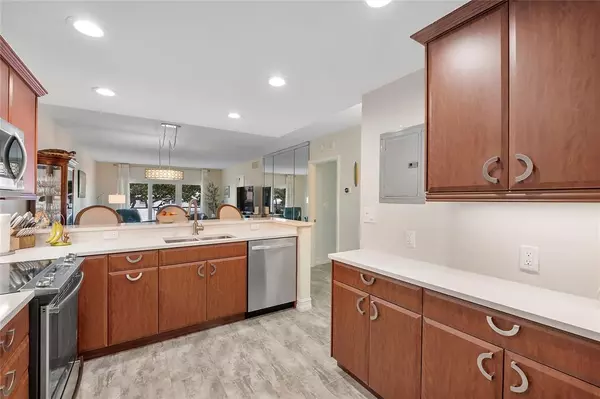 Pompano Beach, FL 33062,1500 S Ocean Blvd #207