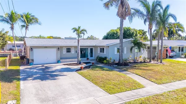 1310 SW 57th Ave, Plantation, FL 33317