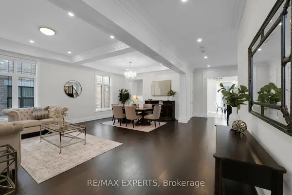 136 Lady Jessica DR, Vaughan, ON L6A 4Z7
