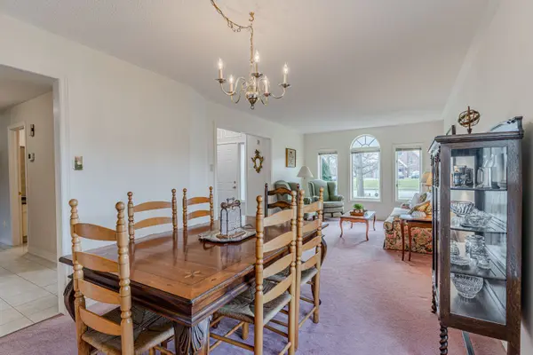 Barrie, ON L4N 7X7,465 Ferndale DR N