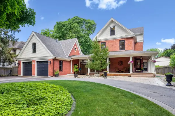 335 Lakeshore RD W, Oakville, ON L6K 1G3