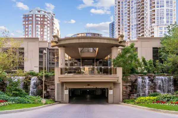 Mississauga, ON L5B 4P5,3888 Duke of York BLVD #1820