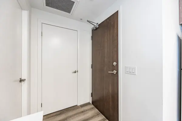 Kitchener, ON N2G 0E3,108 Garment ST #2201