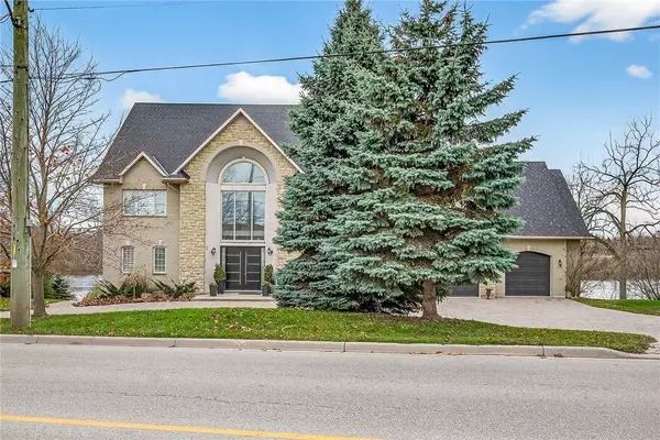 Haldimand, ON N3W 1C8,397 Caithness ST E