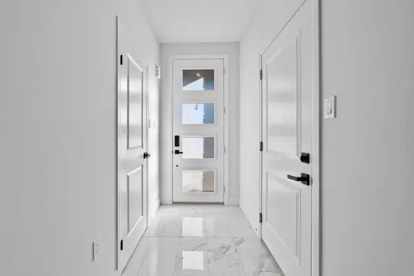 Hamilton, ON L9C 0E7,47 BENSLEY LN