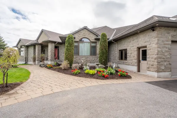 Stittsville - Munster - Richmond, ON K2S 1B8,6980 Mansfield RD