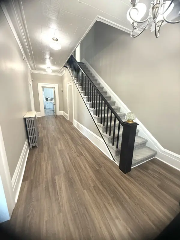 Brockville, ON K6V 4X8,26 Apple ST