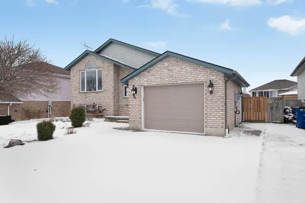 Chatham-kent, ON N0P 2L0,39 Rose AVE