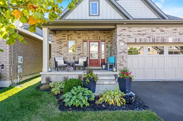 Guelph/eramosa, ON N0B 2K0,25 Chestnut DR