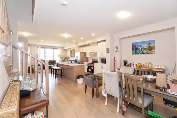 Blossom Park - Airport And Area, ON K4M 0Y2,1007 Acoustic WAY