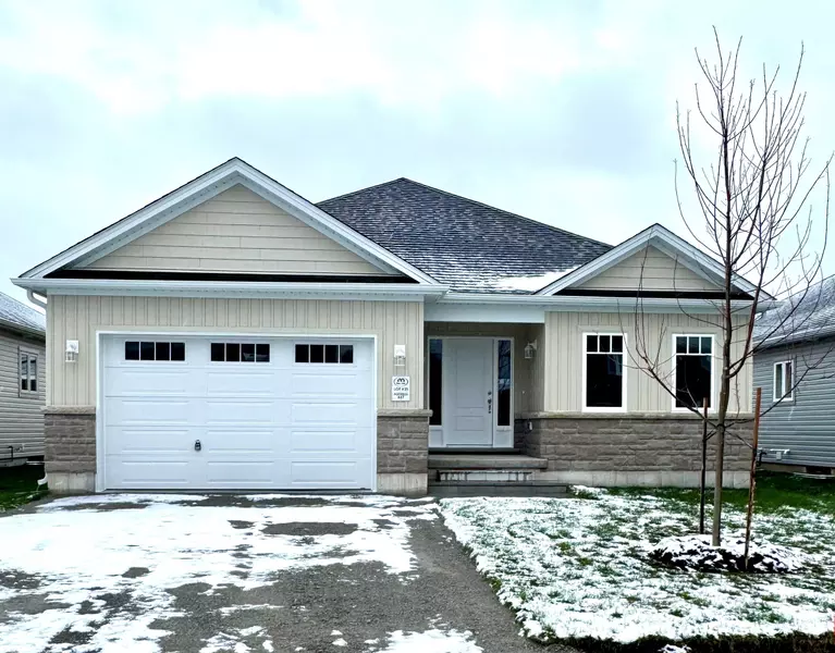 47 Harold AVE, Severn, ON L0K 1E0