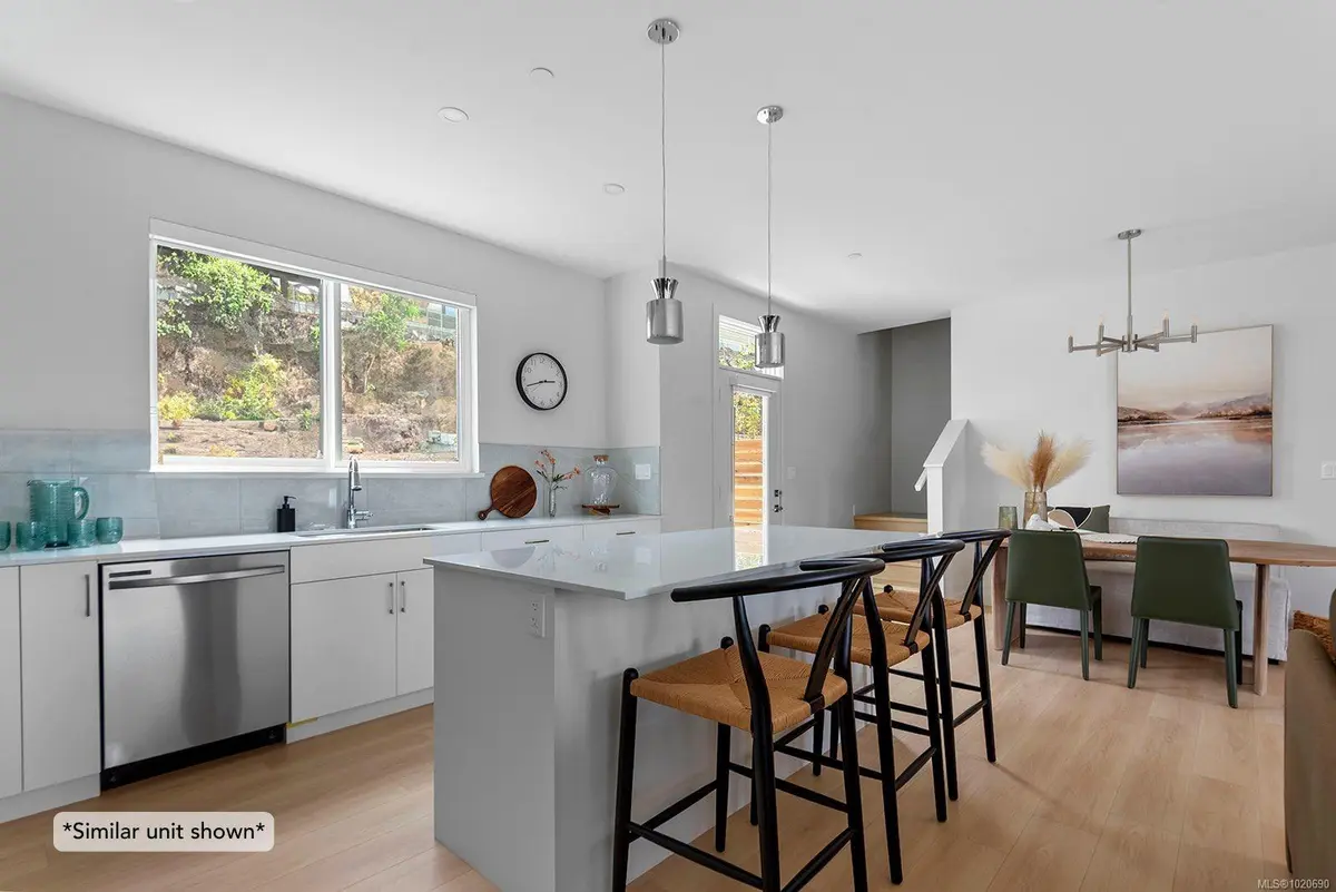 3257 Woodrush Dr #135, Duncan, BC V9L 0J9