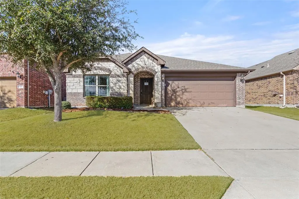 Lavon, TX 75166,816 Harrison Lane