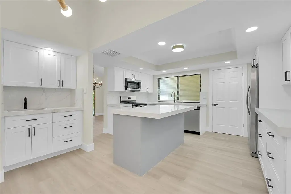 North Palm Beach, FL 33408,11457 Shady Oaks Ln #.