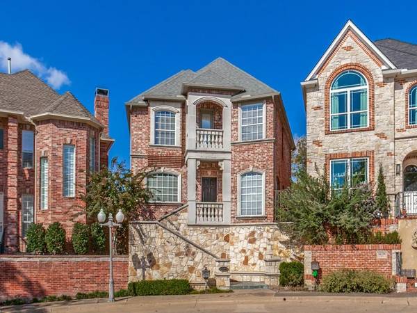 8635 Royalbrook, Dallas, TX 75243