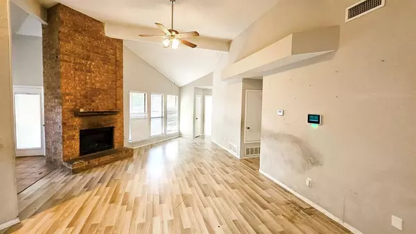 Arlington, TX 76018,404 Lemon Drive