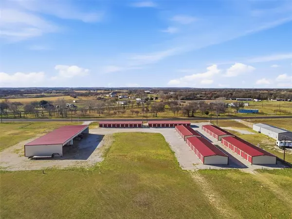 Poolville, TX 76487,9910 Highway 199 W