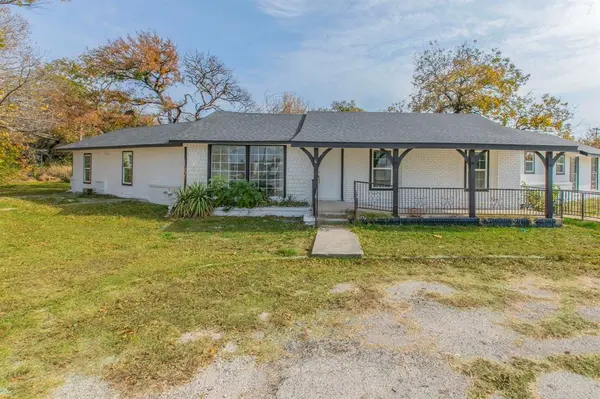 Bridgeport, TX 76426,904 13th Street #4