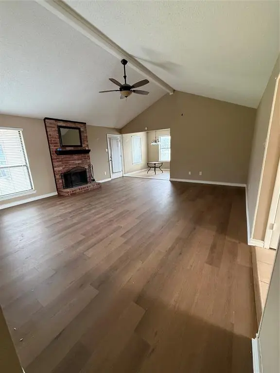 Hewitt, TX 76643,614 Circle Creek Drive