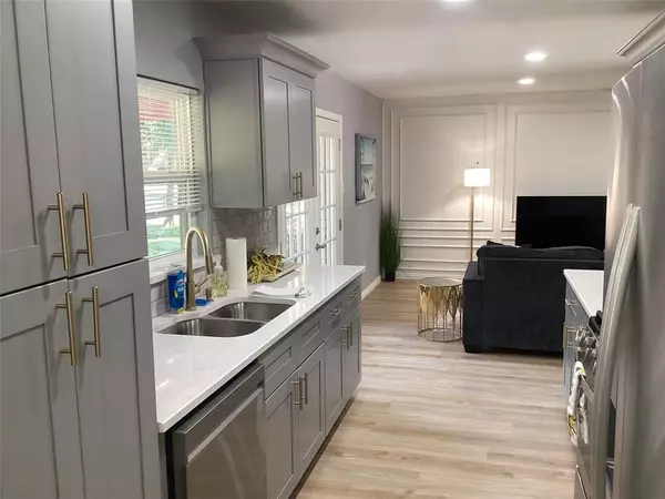 Crowley, TX 76036,245 E Malone Avenue