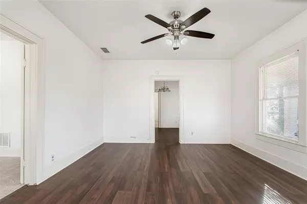 Garland, TX 75040,316 W Avenue A