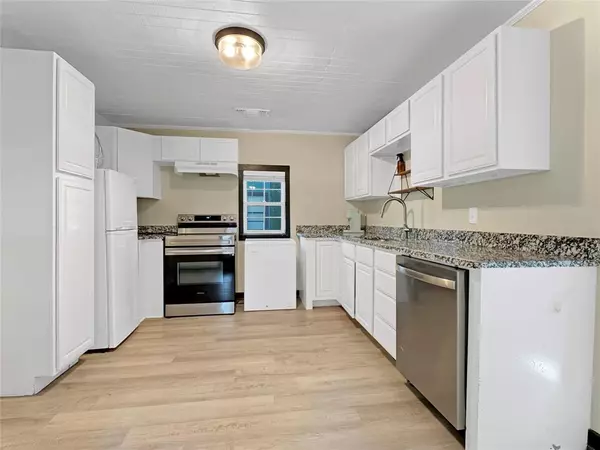 Howe, TX 75459,604 S Maple Street