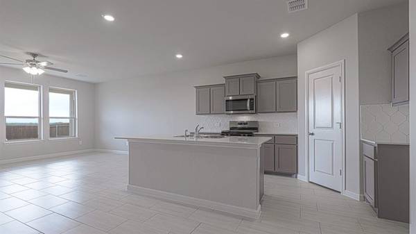 Boyd, TX 76023,199 BAY MEADOWS Lane