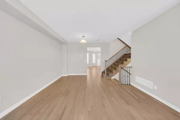 Whitby, ON L1P 0P6,489 Twin Streams RD