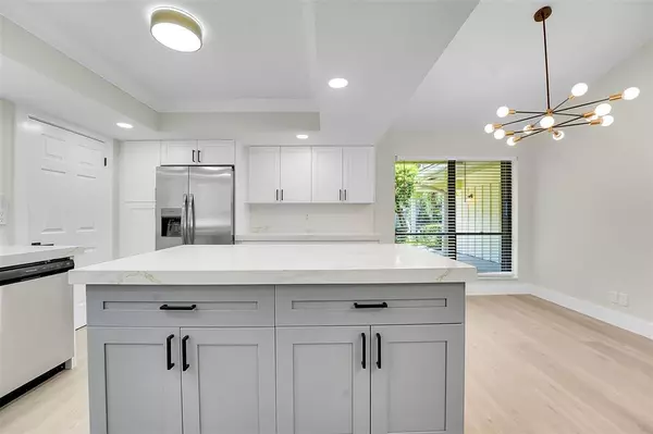 North Palm Beach, FL 33408,11457 Shady Oaks Ln #.