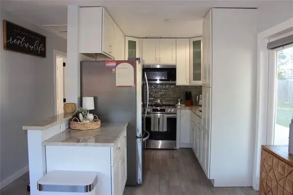 Port St Lucie, FL 34983,421 SE Solaz Ave