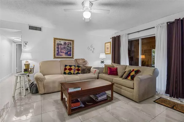 North Lauderdale, FL 33068,8220 SW 24th St #4115