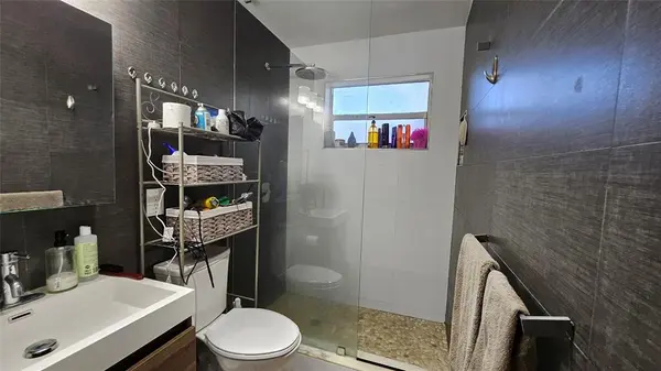 Fort Lauderdale, FL 33305,1405 NE 17th St