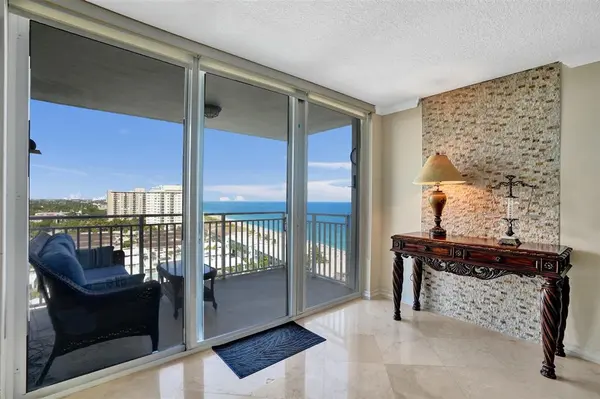 Lauderdale By The Sea, FL 33308,5200 N Ocean Blvd #1408B