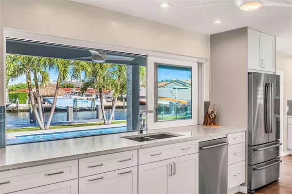 Pompano Beach, FL 33062,2851 NE 9th St