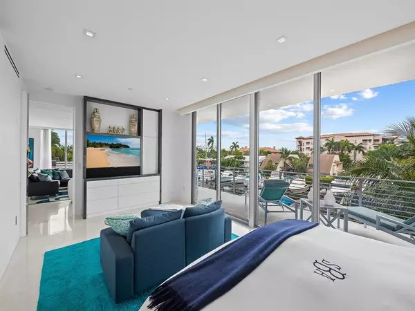 Fort Lauderdale, FL 33301,21 Isle Of Venice Dr #301