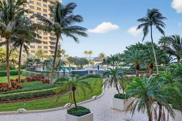 4900 N Ocean Blvd #302, Lauderdale By The Sea, FL 33308