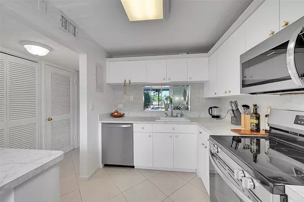 Pompano Beach, FL 33062,777 S Federal Hwy #N201