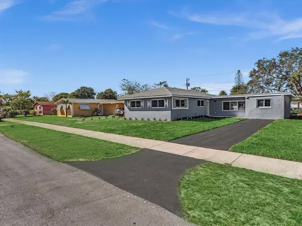 17800 NW 11th Ave, Miami Gardens, FL 33169