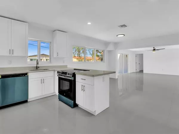 Miami Gardens, FL 33169,17800 NW 11th Ave