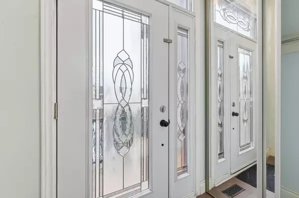 Brampton, ON L6Z 1A7,29 FANSHAWE DR