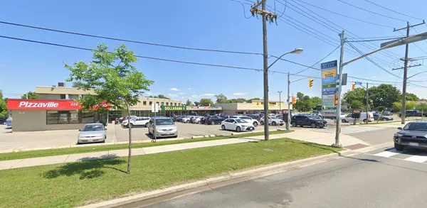 Toronto W10, ON M9W 4K8,2141 Kipling AVE #209