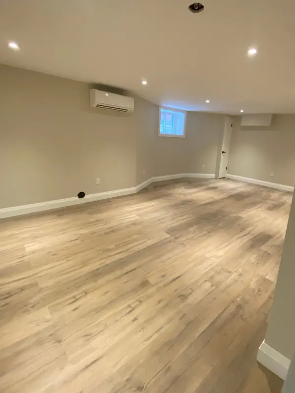 Toronto W02, ON M6P 2C6,624 Indian RD #Lower