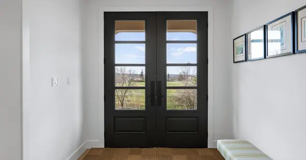 27 Vardon DR, Guelph, ON N1G 1W8