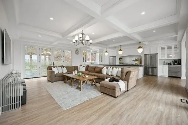 Guelph, ON N1G 1W8,27 Vardon DR